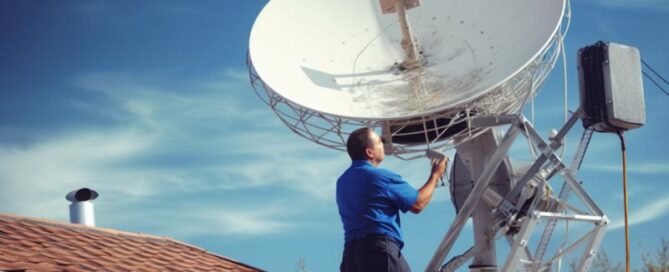 Reparación de antenas de televisión TDT y parabólicas en la provincia de Tarragona, presupuestos económicos y arreglos garantizados. Técnicos homologados y con gran experiencia.